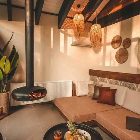 Hotel Backyard Sapanca