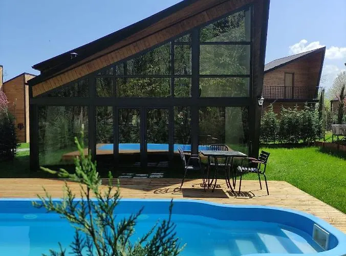 Backyard ספנג'ה